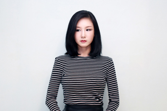"남들은 저를 한 가지 이미지로 규정하는데, 전 오히려 스스로가 점점 더 낯설어져요"